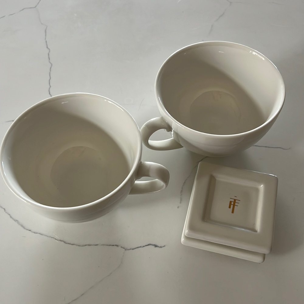 TeaForte tea cup set